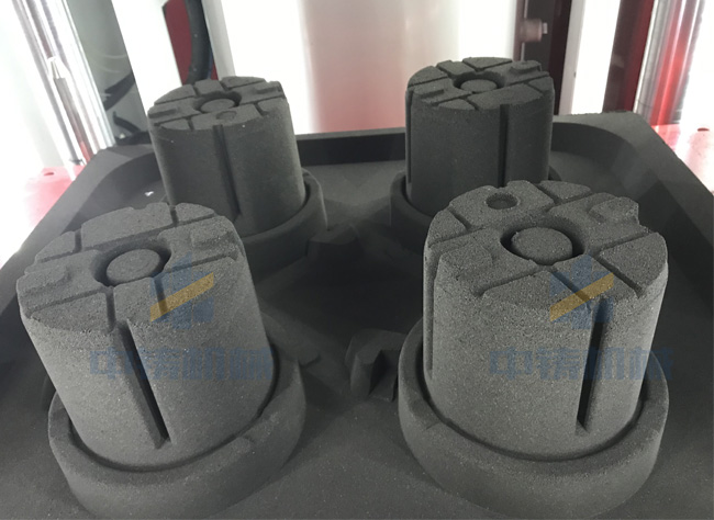 機(jī)械零件造型生產(chǎn)現(xiàn)場(chǎng) 機(jī)械零件造型生產(chǎn)現(xiàn)場(chǎng)